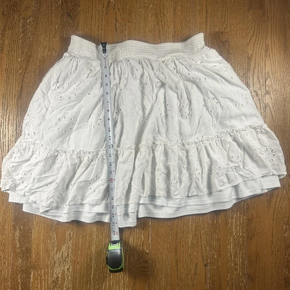 Torrid Skirt Womens 3 White Eyelet Peasant Short Lined Ruffle Fairy Cottage - Picture 2 of 5